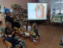Просмотр мультфильма "Маша больше не лентяйка". 
