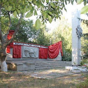 Уголовная ответственность за  осквернение воинских захоронений