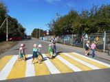 Пешеходный переход (практическое занятие для малышей)