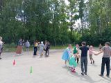 Спортивная игра «мы со спортом дружим»