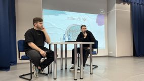 Блогер Арсений Бардаш с продюсером