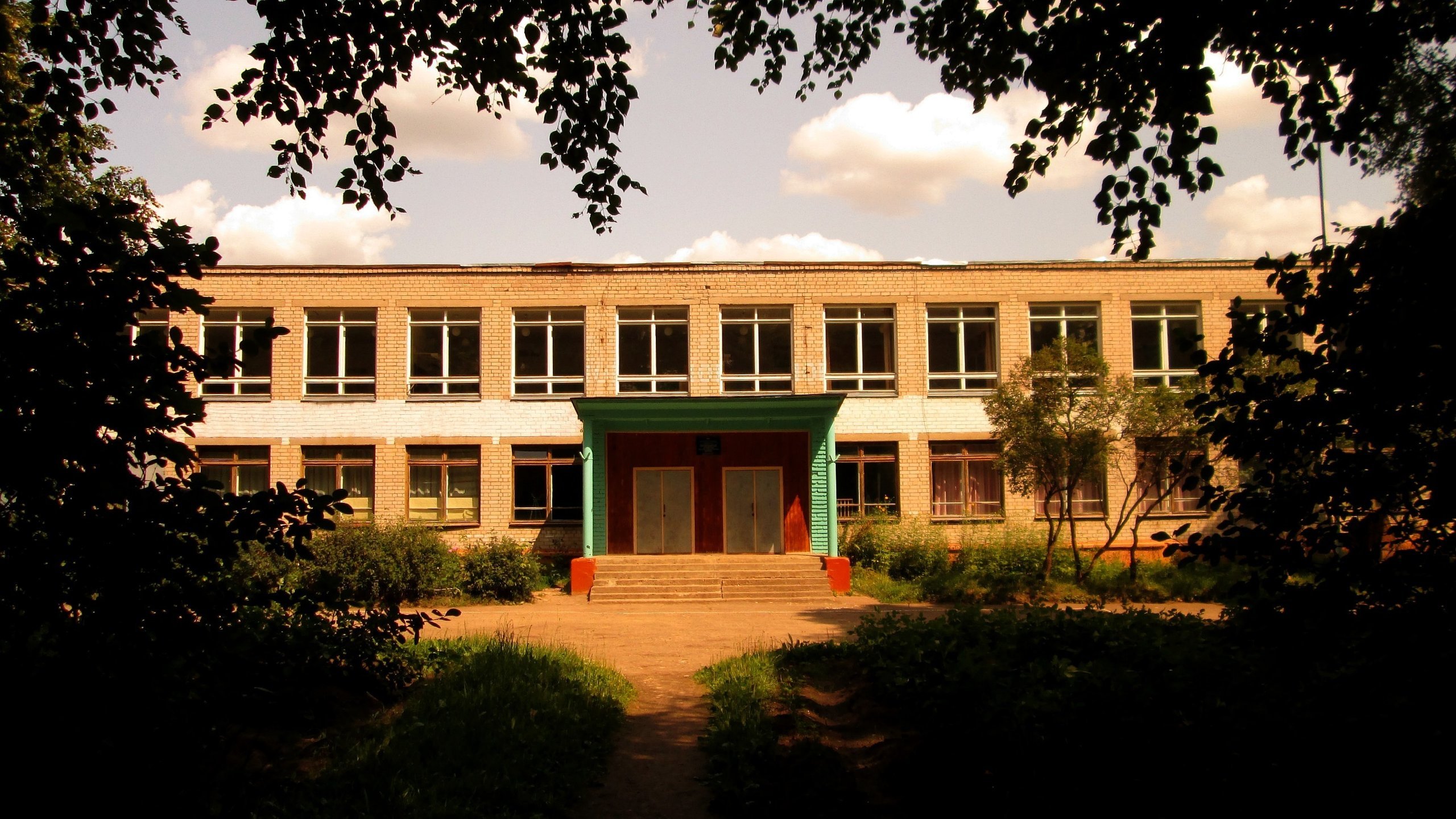 Байкитская средняя школа фото
