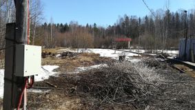 Site for connection of a power cable to the building with equipment