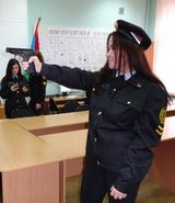 Стрельба из пистолета поэлекторонным мишеням