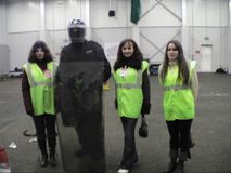 Экипировка полиции при действиях в условиях массовых беспорядков