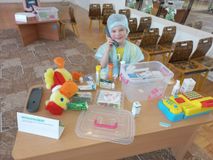 подгот. гр "Капельки" игра "Ветеринарная клиника"