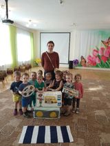 1 младшая гр. "Теремок" игра "Наша улица"