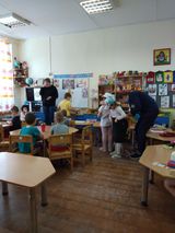 средняя гр № 9 "Мишутки" игра "Пиццерия"