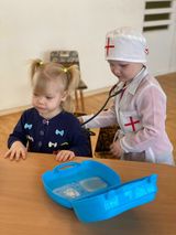 1 мл. группа "Чебурашка" игра "Больница"