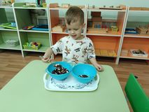 14.12. перекладывание фасоли