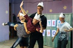 Спортсмены могут быть и артистами!