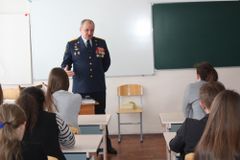 Святое дело – Родине служить!