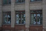 Оформление здания школы к Новому году.
