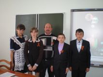 Классный час "Никто не забыт" 7 класс кл. рук. Дмитриев А.А. 08.05.2014