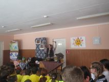 школьный конкурс инсценированной песни Тема: «Многоликий мир»