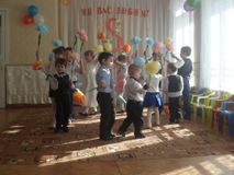 танец цветы для наших мам