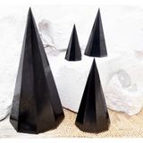 Пирамиды восьмигранные полированные  Polished  pyramids octahedral