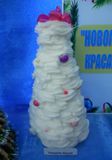 Совместное творчество детей и родителей. Выставка "Новогодняя красавица" (10 группа)