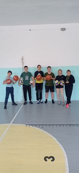 Получили мячи