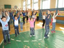 Флешмоб,совместно со школой.