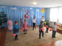 "Мамин день"